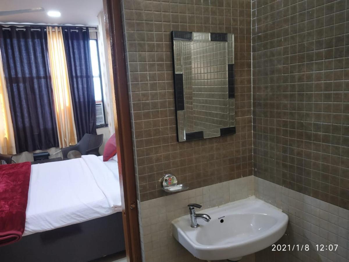 הרידוואר Hotel Aarti Darshan מראה חיצוני תמונה