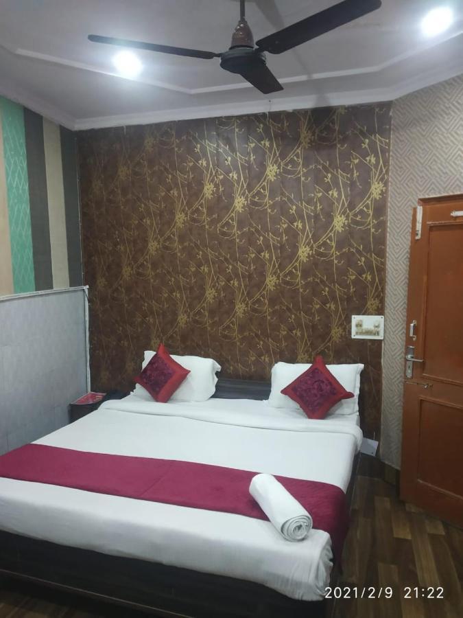 הרידוואר Hotel Aarti Darshan מראה חיצוני תמונה