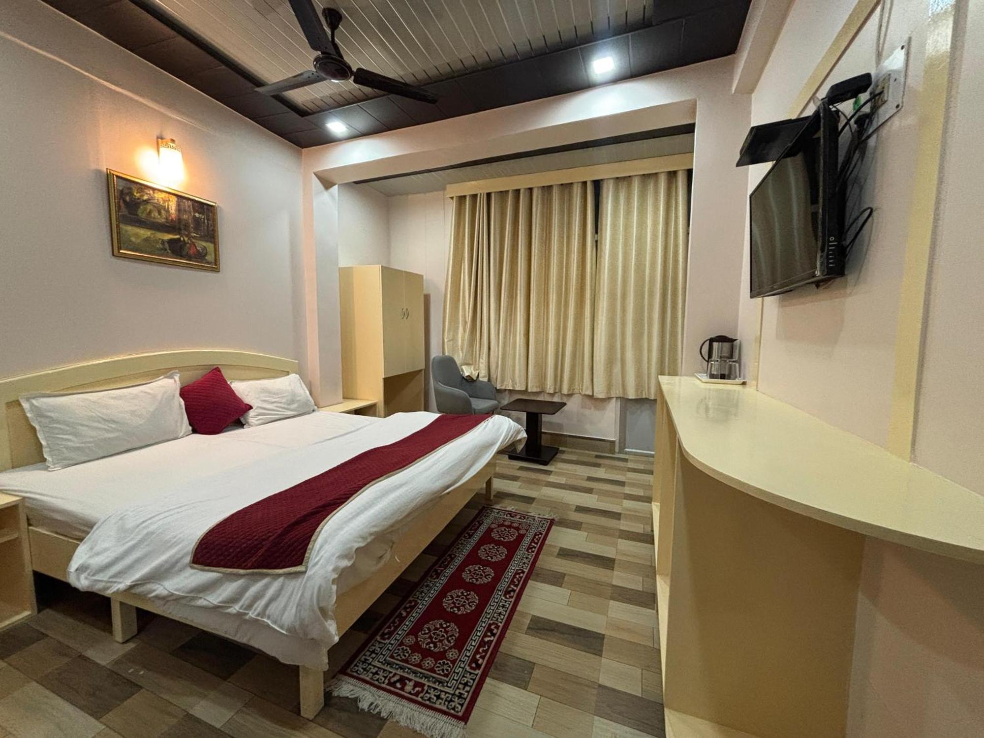 הרידוואר Hotel Aarti Darshan מראה חיצוני תמונה